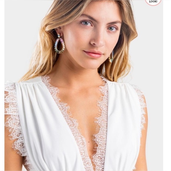 NWT Mi Ami Rayelle Ivory Lace Neck Jumpsuit - Picture 2 of 8